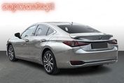 Lexus ES 300h Business Edition +
