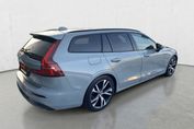 Volvo V60 B4 B Plus Dark