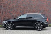 Volvo XC90 B5 AWD Ultra Bright