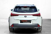 Lexus UX 200