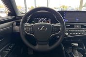 Lexus ES 300h Business Edition