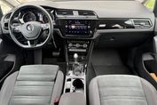 Volkswagen Touran 1.5 TSI R-Line DSG
