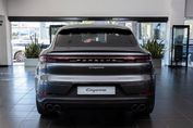 Porsche Cayenne Coupe E-Hybrid