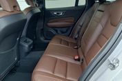 Volvo V60 D3 Momentum Pro
