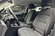 Volkswagen Passat 1.5 TSI Business DSG