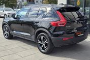 Volvo XC40 B4 Plus Dark