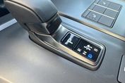 Lexus UX 300h F Sport Design Hybrid Dynamic Force