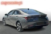 Hyundai Elantra Smart 1.6  CVT
