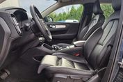 Volvo XC40 B4 B AWD Momentum Pro