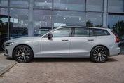 Volvo V60 T6 AWD Plug-In Hybrid Ultra Dark