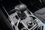 Hongqi HS5 2.0T AWD