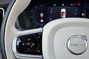 Volvo XC90 T8 AWD Plug-In Hybrid Ultra Bright