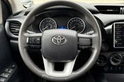 Toyota HiLux Double Cab DLX 4x4