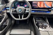 BMW Seria 5 530d xDrive mHEV aut