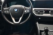 BMW Seria 3 320d xDrive Luxury Line
