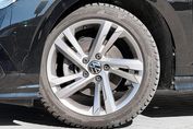 Volkswagen Golf 1.5 Etsi Mhev r-Line Dsg