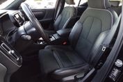 Volvo XC40 B4 B R-Design