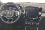 Volvo XC40 B3 B DKG Plus Black Edition
