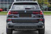 BMW X5 M60i