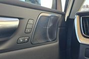 Volvo XC60 T8 Plug-In Hybrid AWD Ultra Dark aut