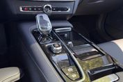 Volvo V90 T8 AWD Plug-In Hybrid Plus Dark