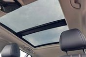 BMW Seria 5 530e xDrive Luxury Line aut