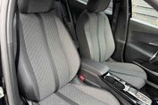 Peugeot 2008 Allure e-DCS 1.2 mHEV