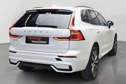 Volvo XC60 B4 D Plus Dark