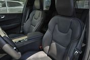 Volvo XC60 B5 B AWD Ultra Dark