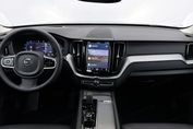 Volvo XC60 T6 Plug-In Hybrid AWD Ultra Dark
