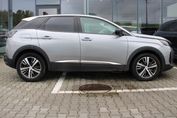 Peugeot 3008 1.5 BlueHDi EAT8