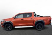 Toyota HiLux Double Cab Invincible 4x4 AT