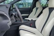 Lexus UX 300h F Sport AWD