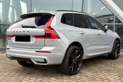 Volvo XC60 B5 AWD Ultra Black Edition