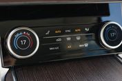Land Rover Range Rover D300 SE