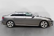 Audi A4 40 TDI S Line S tronic