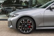 BMW Seria 3 330d xDrive M Sport