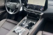 Lexus RX 450h+ Omotenashi 2.5 Hybrid Plug-in