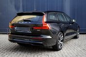 Volvo V60 B4  Plus Dark