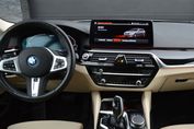 BMW Seria 5 530e sport-aut
