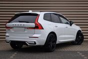 Volvo XC60 B5 B AWD Ultra Black Edition