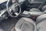 Mercedes CLA Shooting Brake 180 AMG Line