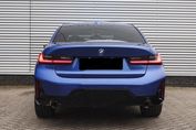 BMW Seria 3 330e xDrive M Sport