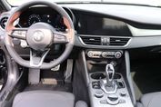 Alfa Romeo Giulia 2.0 Turbo Intensa Q4