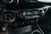 Toyota HiLux Double Cab Invincible