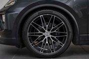 Porsche Macan 4
