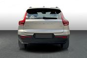 Volvo XC40 B3 Plus Dark