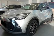 Toyota C-HR Executive 2.0 Plug-in Hybrid Dynamic Force