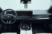 BMW Seria 5 520d xDrive M Sport