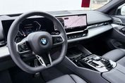 BMW Seria 5 Touring 520d xDrive M Sport